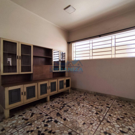 Imagem Casa com 3 Quartos à Venda, 208 m² em Centro - Birigui Imagem Casa com 3 Quartos à Venda, 208 m² em Centro - Birigui