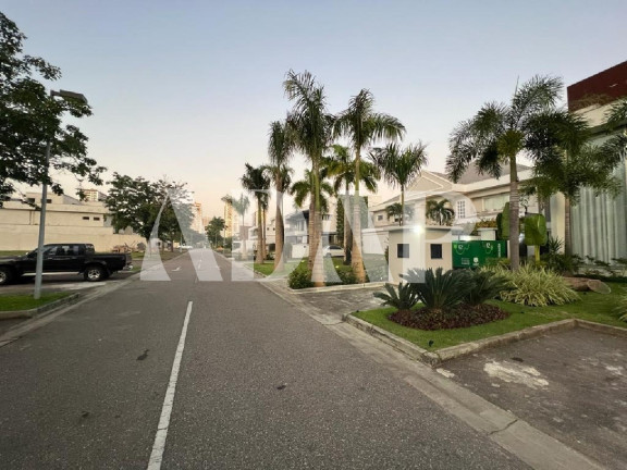 Imagem Terreno à Venda, 100 m² em Barra Da Tijuca - Rio De Janeiro
