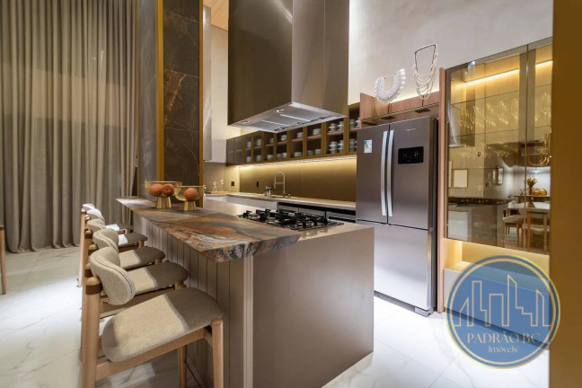 Imagem Apartamento com 4 Quartos à Venda, 146 m² em Pioneiros - Balneário Camboriú Imagem Apartamento com 4 Quartos à Venda, 146 m² em Pioneiros - Balneário Camboriú