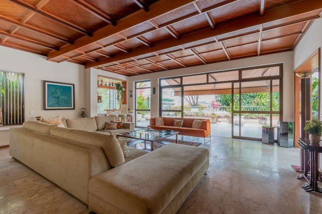 Imagem Casa com 7 Quartos à Venda, 565 m² em Pacaembu - São Paulo Imagem Casa com 7 Quartos à Venda, 565 m² em Pacaembu - São Paulo