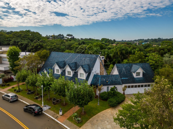 Imagem Sobrado com 4 Quartos à Venda, em Chácaras Alpina - Valinhos Imagem Sobrado com 4 Quartos à Venda, em Chácaras Alpina - Valinhos