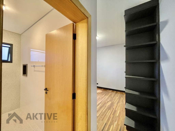 Imagem Casa de Condomínio com 3 Quartos à Venda, 321 m² em Granja Viana - Cotia Imagem Casa de Condomínio com 3 Quartos à Venda, 321 m² em Granja Viana - Cotia