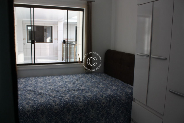 Imagem Casa com 7 Quartos à Venda, 720 m² em Pinheiro Machado - Santa Maria Imagem Casa com 7 Quartos à Venda, 720 m² em Pinheiro Machado - Santa Maria