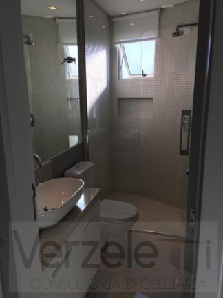 Imagem Apartamento com 3 Quartos à Venda, 136 m² em Centro - Balneário Camboriú Imagem Apartamento com 3 Quartos à Venda, 136 m² em Centro - Balneário Camboriú