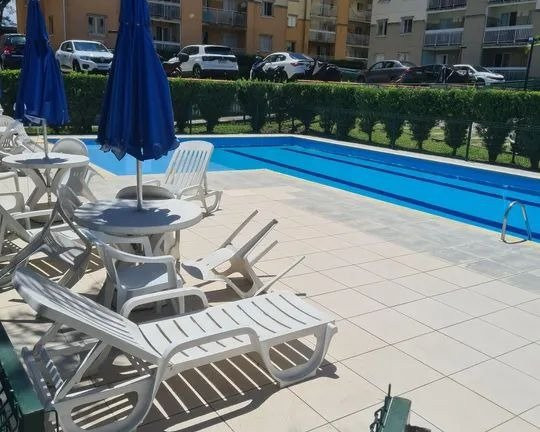 Imagem Apartamento com 3 Quartos à Venda, 70 m² em Capão Raso - Curitiba Imagem Apartamento com 3 Quartos à Venda, 70 m² em Capão Raso - Curitiba