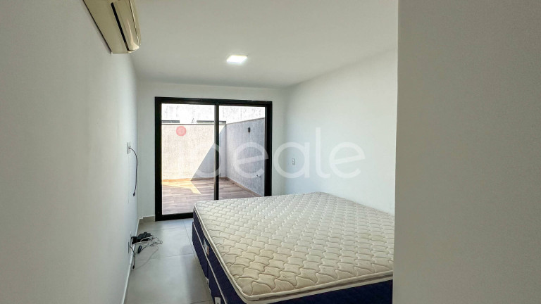 Imagem Casa de Condomínio com 4 Quartos para Alugar,  em Barra Da Tijuca - Rio De Janeiro