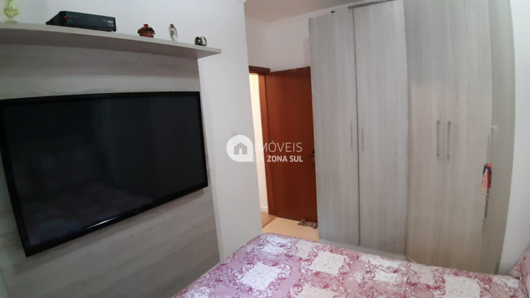 Imagem Apartamento com 2 Quartos à Venda, 61 m²