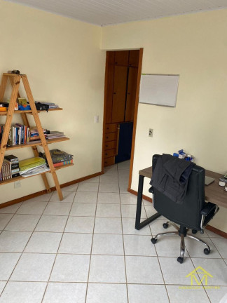 Imagem Casa com 5 Quartos à Venda, 200 m² em Centro - Vila Velha Imagem Casa com 5 Quartos à Venda, 200 m² em Centro - Vila Velha