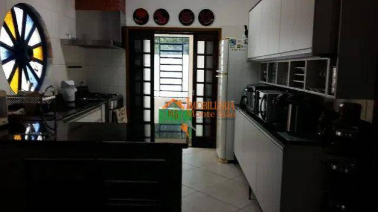 Imagem Chácara com 6 Quartos à Venda, 1.000 m² em Recreio São Jorge - Guarulhos Imagem Chácara com 6 Quartos à Venda, 1.000 m² em Recreio São Jorge - Guarulhos