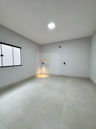 Imagem Casa com 4 Quartos à Venda, 290 m² em Jardim Vila Boa - Goiânia Imagem Casa com 4 Quartos à Venda, 290 m² em Jardim Vila Boa - Goiânia