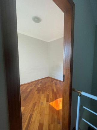 Imagem Casa de Condomínio com 3 Quartos à Venda, 188 m² em Vila Scarpelli - Santo André