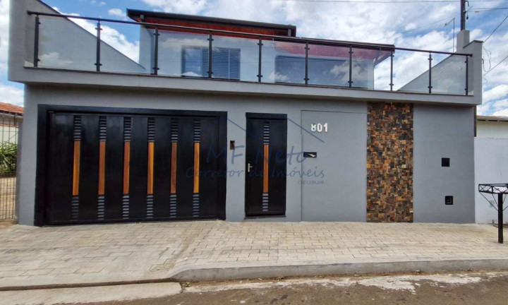 Imagem Casa com 3 Quartos à Venda, 648 m² em Jardim Kamel - Pirassununga Imagem Casa com 3 Quartos à Venda, 648 m² em Jardim Kamel - Pirassununga