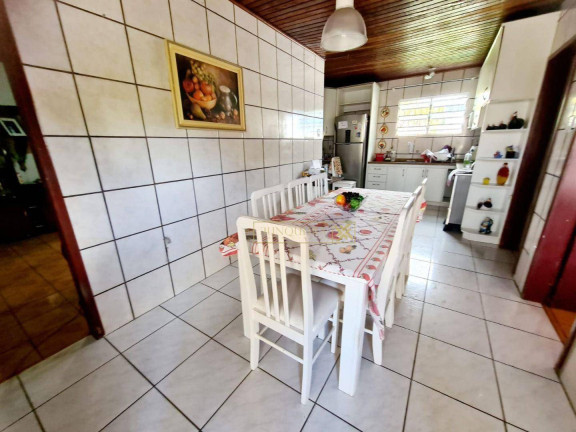 Imagem Casa com 3 Quartos à Venda, 172 m² em Centro - São José Imagem Casa com 3 Quartos à Venda, 172 m² em Centro - São José