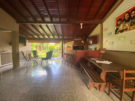 Imagem Casa com 4 Quartos à Venda, 200 m² em São Francisco - Campo Grande