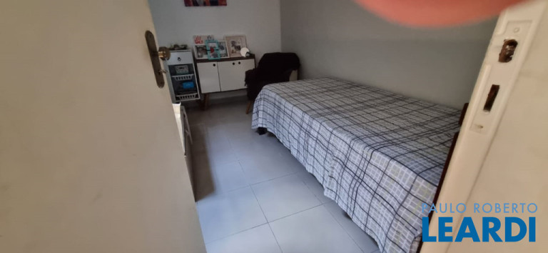 Imagem Casa com 4 Quartos à Venda, 117 m² em Vila Alzira - Santo André Imagem Casa com 4 Quartos à Venda, 117 m² em Vila Alzira - Santo André