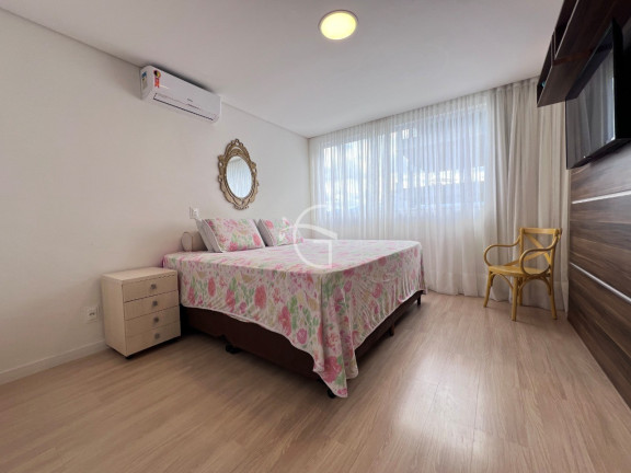 Imagem Imóvel com 2 Quartos à Venda, 129 m² em Costa E Silva - Joinville Imagem Imóvel com 2 Quartos à Venda, 129 m² em Costa E Silva - Joinville