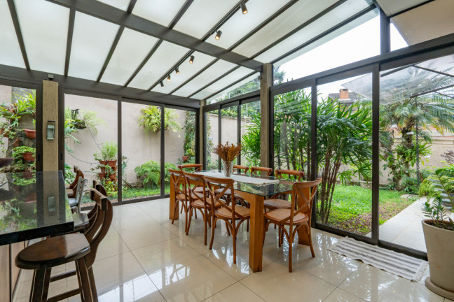 Casa com 5 Quartos à Venda, 373 m² em Lar São Paulo - São Paulo