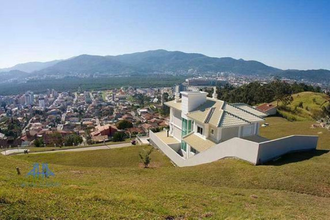 Imagem Terreno à Venda, 720 m² em Trindade - Florianópolis Imagem Terreno à Venda, 720 m² em Trindade - Florianópolis