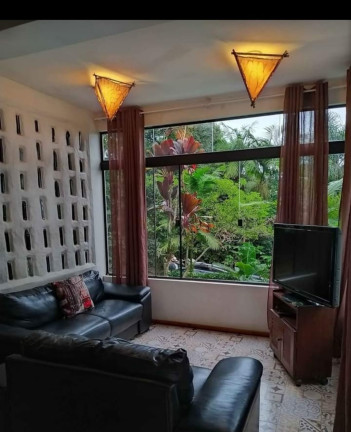 Imagem Casa com 3 Quartos à Venda, 250 m² em Macacu - Garopaba Imagem Casa com 3 Quartos à Venda, 250 m² em Macacu - Garopaba