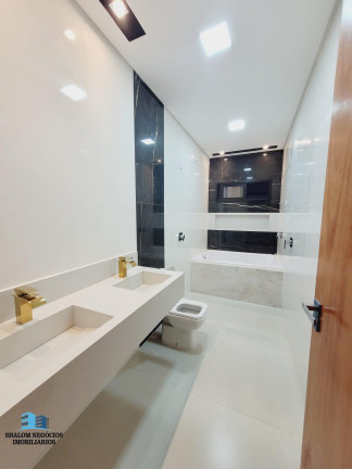 Imagem Casa com 4 Quartos à Venda, 216 m² em Moinho Dos Ventos - Goiânia Imagem Casa com 4 Quartos à Venda, 216 m² em Moinho Dos Ventos - Goiânia