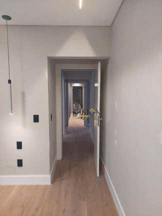 Imagem Casa com 3 Quartos à Venda, 300 m² em Arborais - Campinas Imagem Casa com 3 Quartos à Venda, 300 m² em Arborais - Campinas