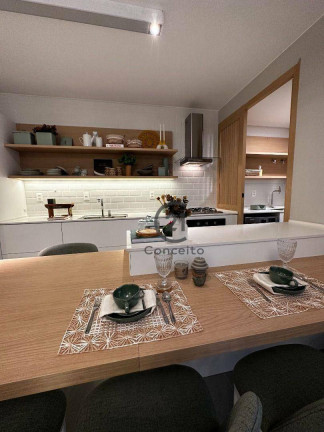 Apartamento com 3 Quartos à Venda, 125 m² em Cacupé - Florianópolis