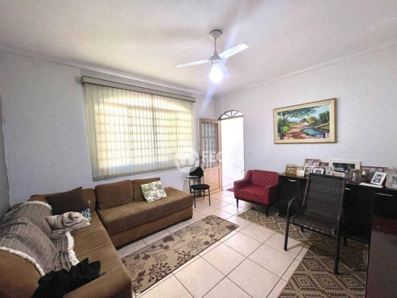 Casa com 3 Quartos à Venda, 133 m² em Parque Novo Mundo - Americana