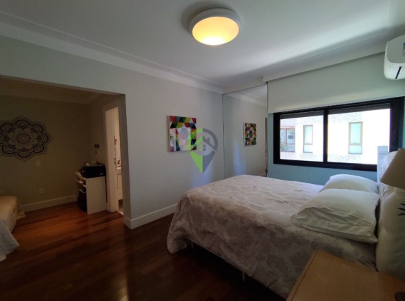 Imagem Apartamento com 4 Quartos à Venda, 319 m² em Gonzaga - Santos Imagem Apartamento com 4 Quartos à Venda, 319 m² em Gonzaga - Santos