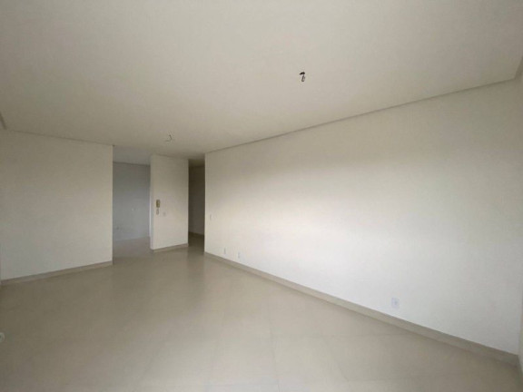 Imagem Apartamento com 2 Quartos à Venda, 74 m² em Tramandaí
