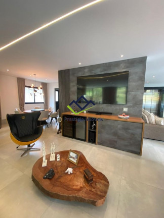 Imagem Casa com 6 Quartos à Venda, 2.300 m² em Green Valley Alphaville - Barueri