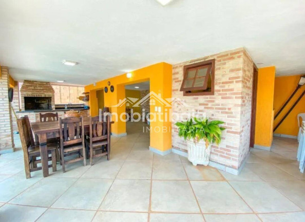 Imagem Chácara com 4 Quartos à Venda, 800 m² em Batatuba - Piracaia Imagem Chácara com 4 Quartos à Venda, 800 m² em Batatuba - Piracaia