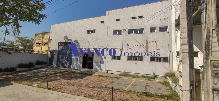 Galpão à Venda, 523 m² em Vila Rami - Jundiaí