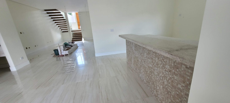 Imagem Casa com 4 Quartos à Venda, 290 m² em Jardim Do Lago - Atibaia Imagem Casa com 4 Quartos à Venda, 290 m² em Jardim Do Lago - Atibaia