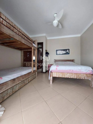 Imagem Sobrado com 3 Quartos à Venda, 300 m² em Itacolomi - Balneário Piçarras Imagem Sobrado com 3 Quartos à Venda, 300 m² em Itacolomi - Balneário Piçarras