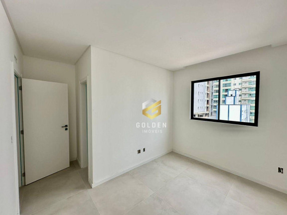 Imagem Apartamento com 4 Quartos à Venda, 136 m² em Centro - Balneário Camboriú Imagem Apartamento com 4 Quartos à Venda, 136 m² em Centro - Balneário Camboriú