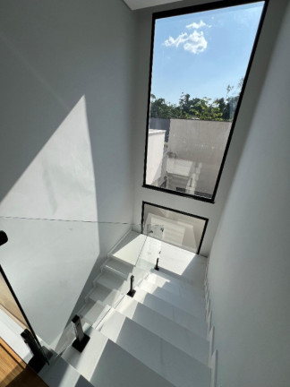 Imagem Casa com 4 Quartos à Venda, 250 m² em Ponta Negra - Manaus Imagem Casa com 4 Quartos à Venda, 250 m² em Ponta Negra - Manaus