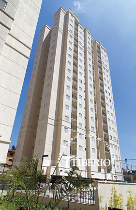 Imóvel com 2 Quartos à Venda,  em Parque Jaçatuba - Santo André