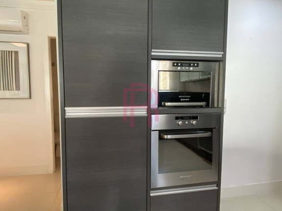 Imagem Apartamento com 3 Quartos para Alugar, 130 m² em Centro - Balneário Camboriú Imagem Apartamento com 3 Quartos para Alugar, 130 m² em Centro - Balneário Camboriú