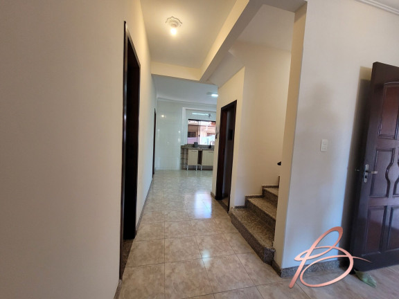 Imagem Sobrado com 3 Quartos à Venda, 231 m² em Centro - Balneário Camboriú Imagem Sobrado com 3 Quartos à Venda, 231 m² em Centro - Balneário Camboriú
