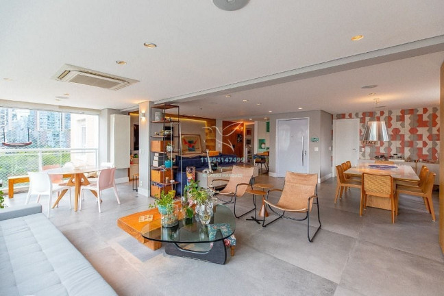 Imagem Apartamento com 3 Quartos à Venda, 201 m² em Itaim Bibi - São Paulo