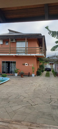Imagem Casa com 3 Quartos à Venda, 220 m² Imagem Casa com 3 Quartos à Venda, 220 m²