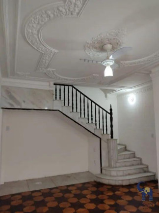 Imagem Casa com 7 Quartos à Venda, 264 m² em Barris - Salvador Imagem Casa com 7 Quartos à Venda, 264 m² em Barris - Salvador