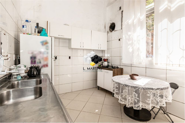 Imagem Casa com 3 Quartos à Venda, 123 m² em Menino Deus - Porto Alegre Imagem Casa com 3 Quartos à Venda, 123 m² em Menino Deus - Porto Alegre