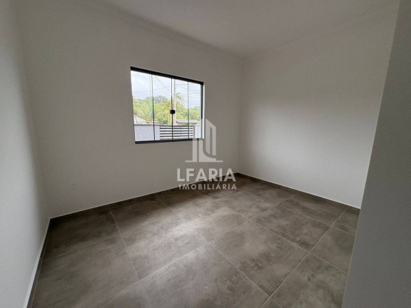Imagem Casa com 3 Quartos à Venda, 77 m² em Itapoá - Itapoá