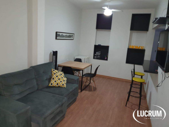 Imagem Casa com 9 Quartos à Venda, 250 m² em Botafogo - Rio De Janeiro Imagem Casa com 9 Quartos à Venda, 250 m² em Botafogo - Rio De Janeiro