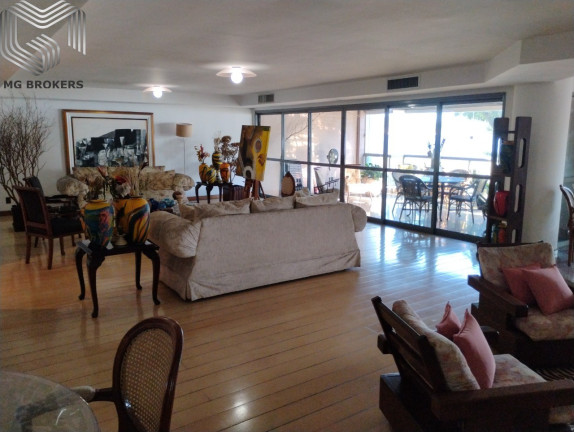 Imagem Imóvel com 4 Quartos à Venda, 450 m² em Icaraí - Niterói Imagem Imóvel com 4 Quartos à Venda, 450 m² em Icaraí - Niterói
