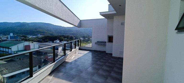 Cobertura com 3 Quartos à Venda, 146 m² em Bombas - Bombinhas