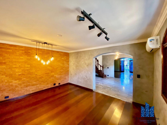 Imagem Casa com 3 Quartos à Venda, 240 m² em Jardim Paulista - São Paulo Imagem Casa com 3 Quartos à Venda, 240 m² em Jardim Paulista - São Paulo