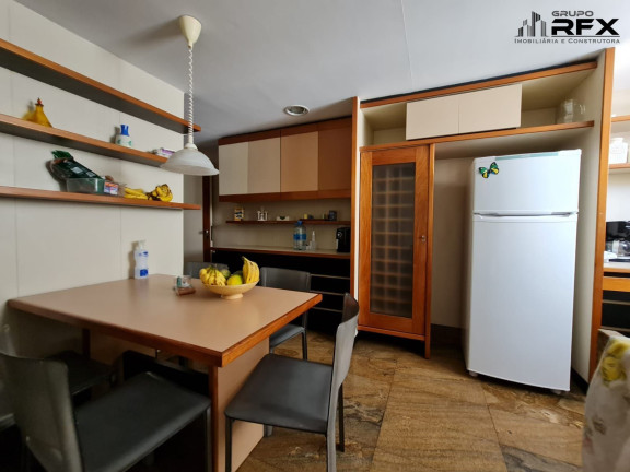 Imagem Casa com 6 Quartos à Venda, 810 m² em Piratininga - Niterói