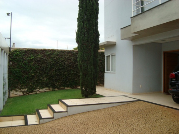 Imagem Casa com 3 Quartos à Venda, 358 m² em Vila Aviação - Bauru Imagem Casa com 3 Quartos à Venda, 358 m² em Vila Aviação - Bauru